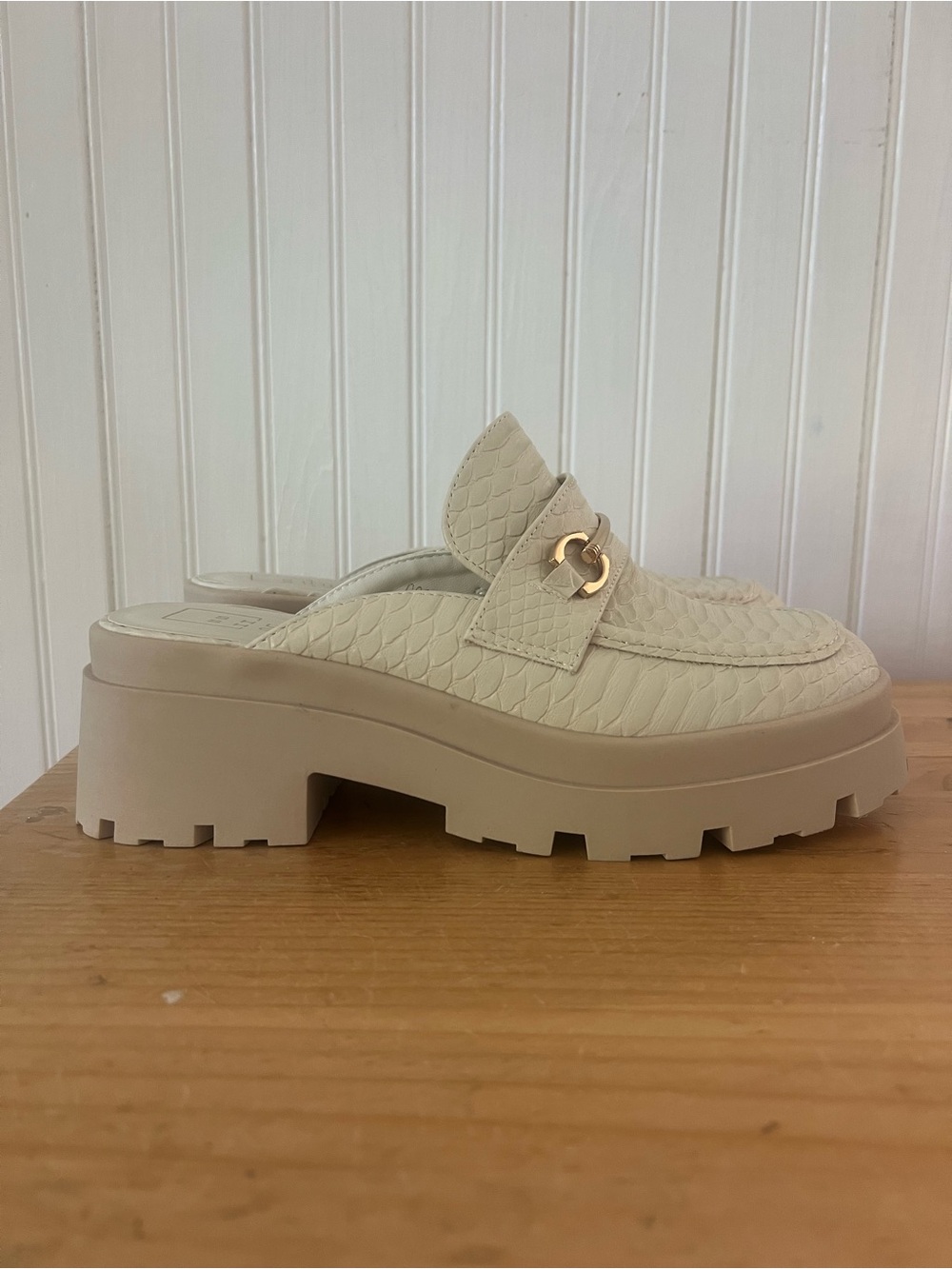 Shushop Audra Platform Mule Loafers‎ 8.5 Beige Snake Embossed Chunky Lug Sole